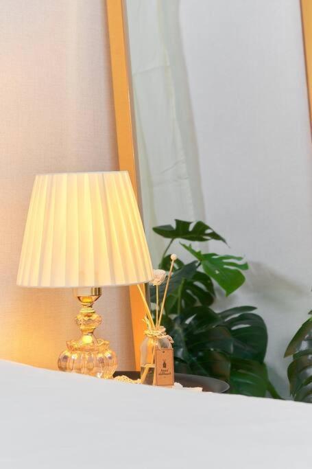 Pousada #1 Mapo Hongdae Detached 마포 공항철도 홍대입구역 도보5분 *